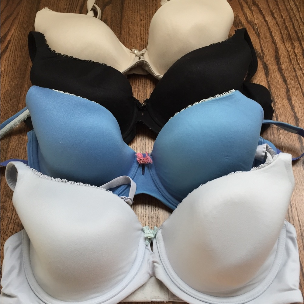 Four Body By Victoria Bras 34D